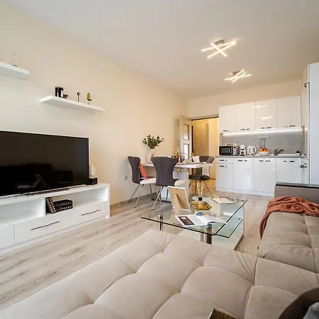 Summertime In South Bay * Βάρνα