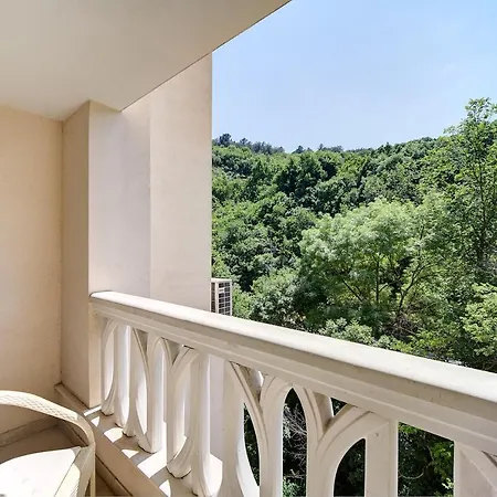 Summertime In South Bay Βάρνα