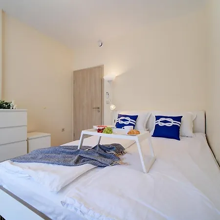 Summertime In South Bay Βάρνα