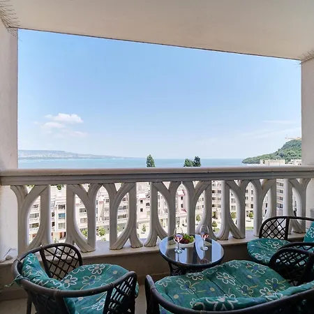 Summertime In South Bay Βάρνα