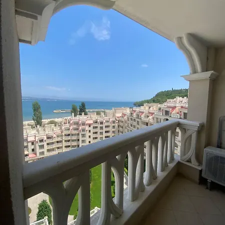 Summertime In South Bay Апартамент Варна