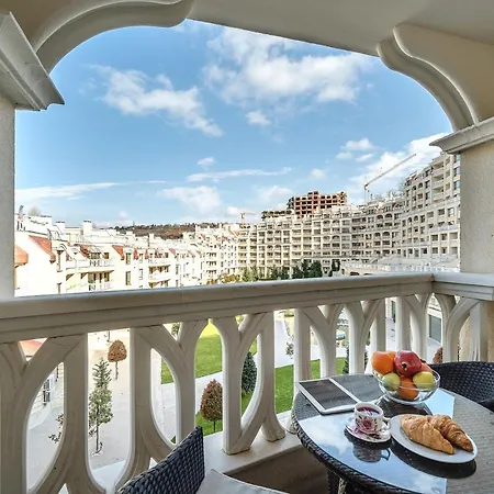 Apartment Summertime In South Bay *