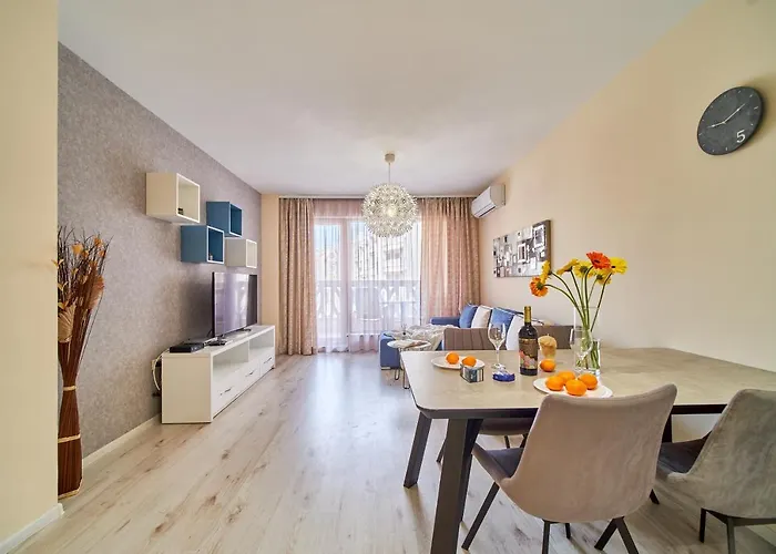 Summertime In South Bay Apartament