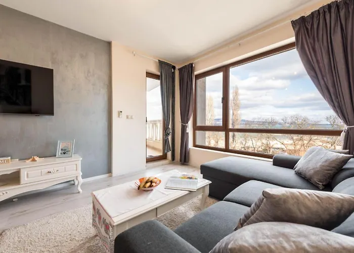 Summertime In South Bay Apartament